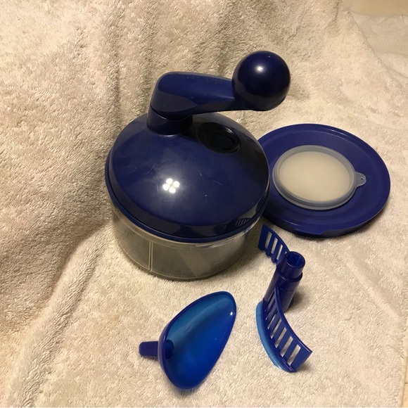Tupperware Quick Chef Food Processor, Chopper, Mixer - Blue Manual - Picture 4 of 4